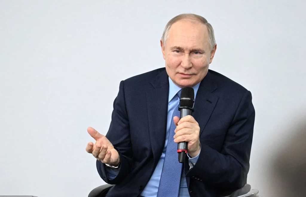 Putin - Figure 1