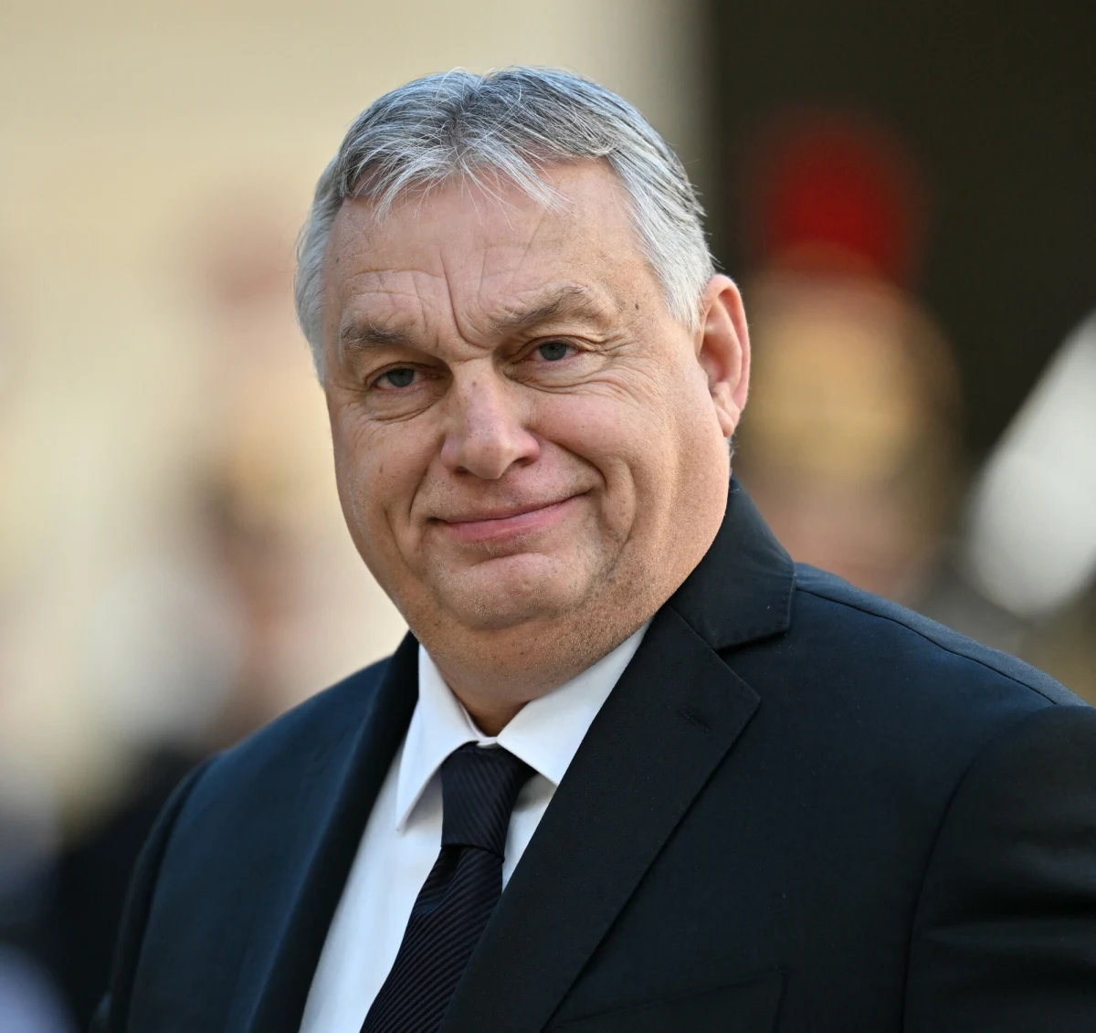 Viktor Orban zaprosił szefa szwedzkiego rządu, Ulfa Kristerssona, na rozmowę w sprawie akcesji do Paktu Północnoatlantyckiego. Do tej pory jedynie Węgry i Turcja nie ratyfikowały zgody, na wstąpienie Sztokholmu w struktury Sojuszu.