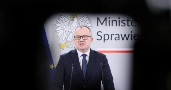 Prokuratura Regionalna w Warszawie wszczęła śledztwo w sprawie podejrzenia przekroczenia uprawnień przez Adama Bodnara, prokuratora generalnego i ministra sprawiedliwości - dowiedzieli się dziennikarze RMF FM.