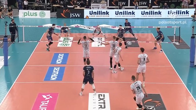 Fragmenty meczu Jastrzębski Węgiel – Exact Systems Hemarpol Częstochowa 3:0 (25:20, 27:25, 25:19) - siatkówka, PlusLiga 2024, 18. kolejka.

