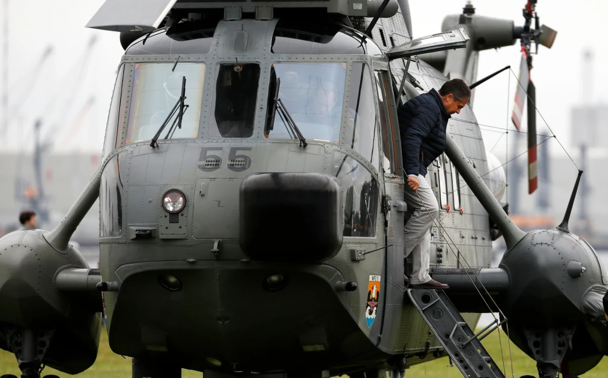 iNemiecki rząd chce wesprzeć obronę Ukrainy dostawą śmigłowców wojskowych z zasobów Bundeswehry. Minister obrony Boris Pistorius  powiedział o tym we wtorek - poinformowała dpa. 