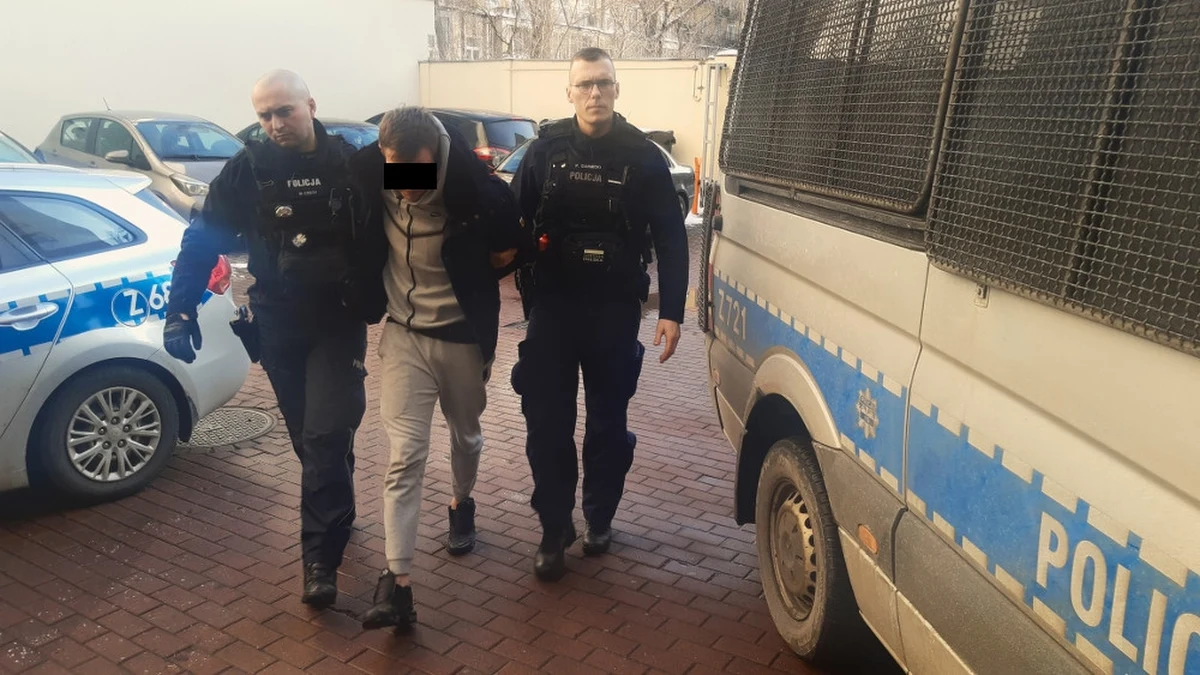 Policjanci zatrzymali mężczyznę podejrzanego o udzielanie środków odurzających 15-latkowi i posiadanie znacznej ilości narkotyków. 26-latek w zamian za kilka działek mefedronu zmusił chłopca do wyniesienia z domu swoich markowych butów oraz sprzętu elektronicznego. Sąd zdecydował już o tymczasowym aresztowaniu podejrzanego na 3 miesiące.