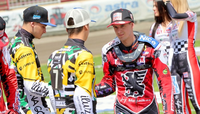 Żużel, zuzel, wyniki na żywo, extraliga, grand prix, Gollob, unia tarnów Zdolny junior dogadał się z dwoma klubami. Transferowa saga trwa