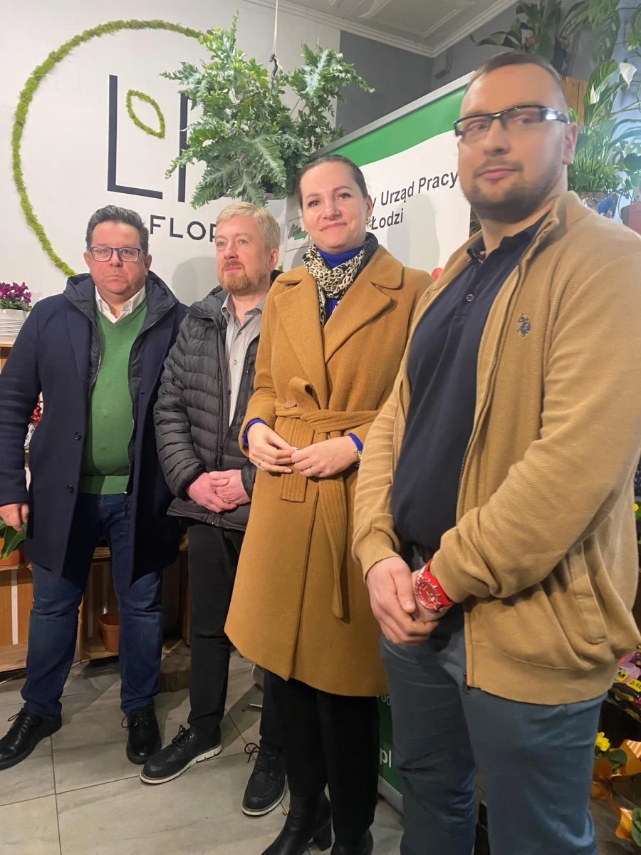 Nie masz pracy, ale masz pomysł na własny biznes? Takich osób szuka Powiatowy Urząd Pracy w Łodzi. Na początku lutego rusza nabór wniosków na dofinansowanie otwarcia własnej działalności gospodarczej. Wystarczy, że osoba jest zarejestrowana jako bezrobotna, żeby mogła się starać o 43 tys. złotych.