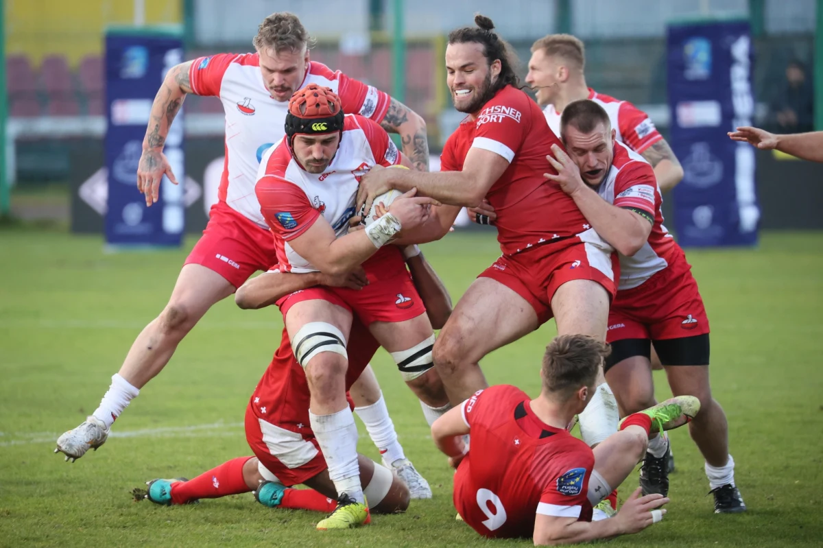 Za 10 dni reprezentacja Polski w rugby rozpocznie drugi sezon rywalizacji w rozgrywkach Rugby Europe Championship. Biało-czerwoni będą chcieli obronić miejsce na tym szczeblu rozgrywek, ale nie będzie to proste zadanie. W grupie zagramy z dwoma uczestnikami jesiennego Pucharu Świata: Rumunia i Portugalią. Stawkę przeciwników uzupełnia Belgia.