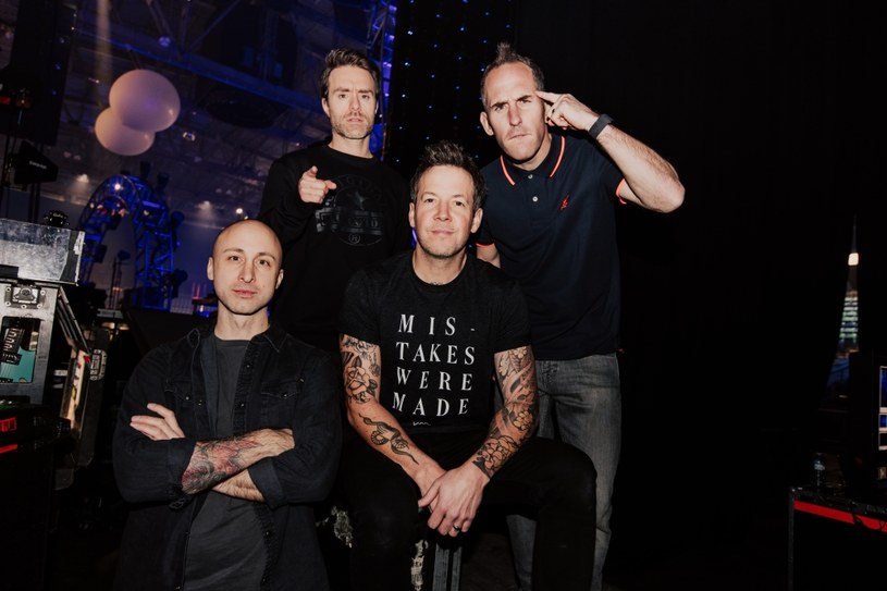 Simple Plan ogłasza trasę koncertową "The Hard As Rock Tour". W ramach tournee zawitają również do Warszawy.