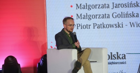 Odwołałem Piotra Patkowskiego ze stanowiska Prezesa Polskiej Agencji Nadzoru Audytowego – poinformował  w mediach społecznościowych minister finansów Andrzej Domański. 