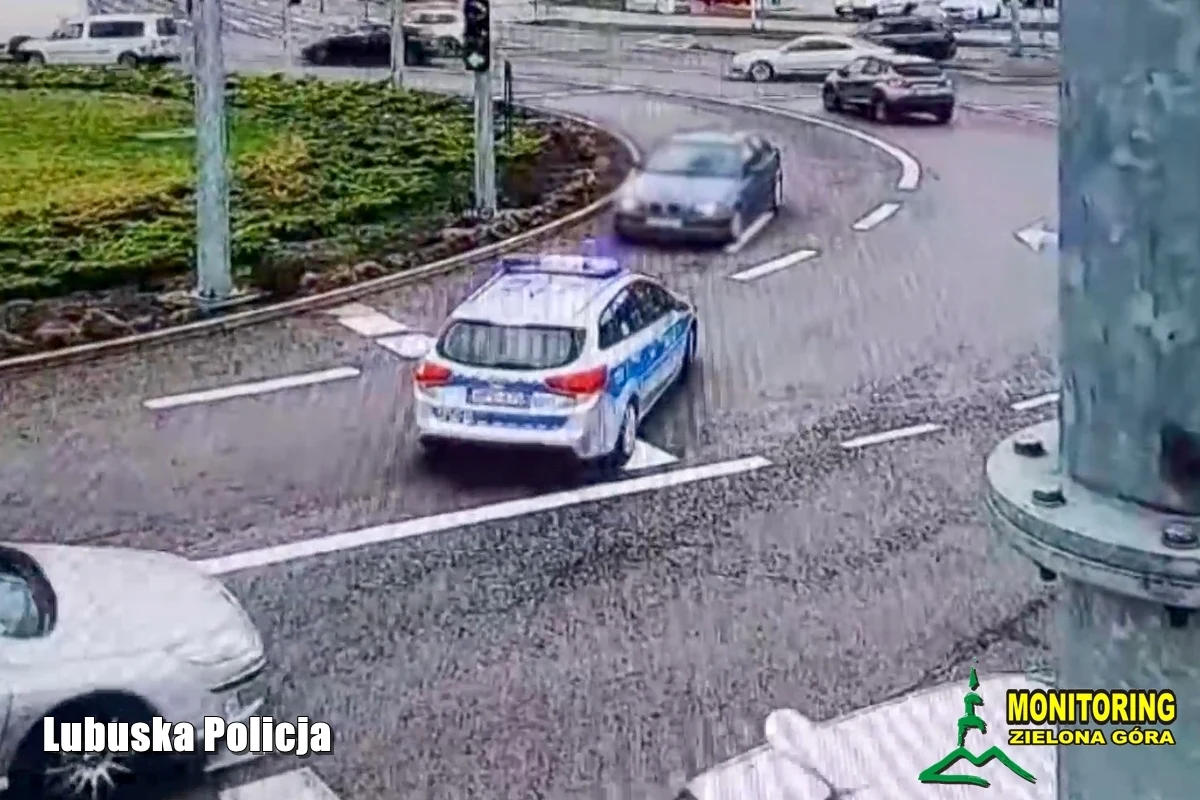 Mandatem w kwocie 500 złotych i 10 punktami karnymi został ukarany 60-letni kierowca bmw, który wjechał pod prąd na ruchliwe rondo w Zielonej Górze. Mężczyzna próbował tłumaczyć się tym, że taką drogę wskazała mu nawigacja samochodowa.