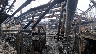 Bydgoszcz: Potężny pożar Fabryki Lloyda [ZDJĘCIA i FILMY] 