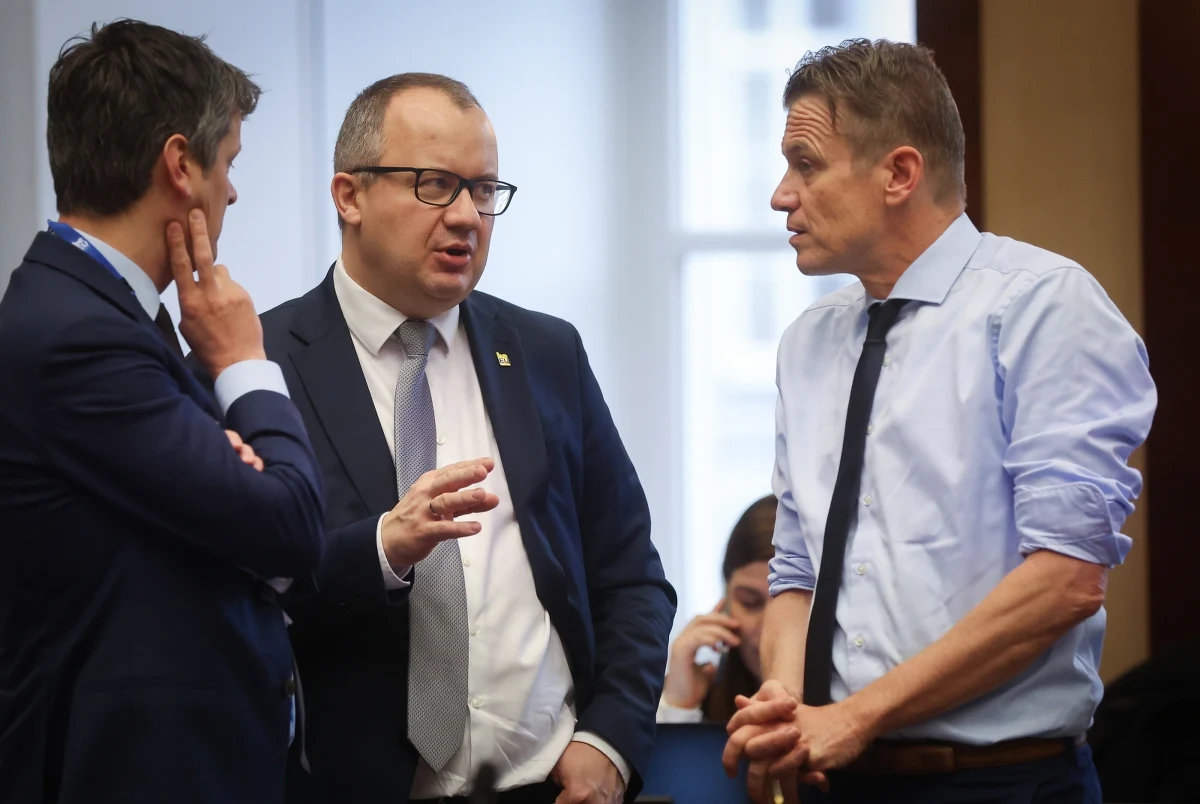 Minister sprawiedliwości i prokurator generalny Adam Bodnar na konferencji w Brukseli opowiedział o swoim marzeniu związanym z 20. rocznicą przystąpienia Polski do Unii Europejskiej. Przyznał, że chciałby, by 1 maja 2024 r. “nie ciążył nad nami artykuł 7.". Według ustaleń brukselskiej korespondentki RMF FM Katarzyny Szymańskiej-Borginon, to marzenie może się spełnić, bo przewodnicząca obecnie pracom UE Belgia chciałaby ogłosić zakończenie procedury wobec Polski jako jeden z sukcesów swojej prezydencji. 