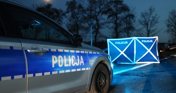 Śmiertelny wypadek na drodze w Lenartowicach w Wielkopolsce. Po zderzeniu z mercedesem na miejscu zginął rowerzysta.