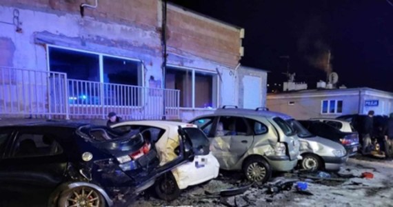 Dwa promile alkoholu w organizmie miał 25-letni kierowca, który wieczorem uszkodził 6 zaparkowanych samochodów w Iwoniczu Zdroju na Podkarpaciu.