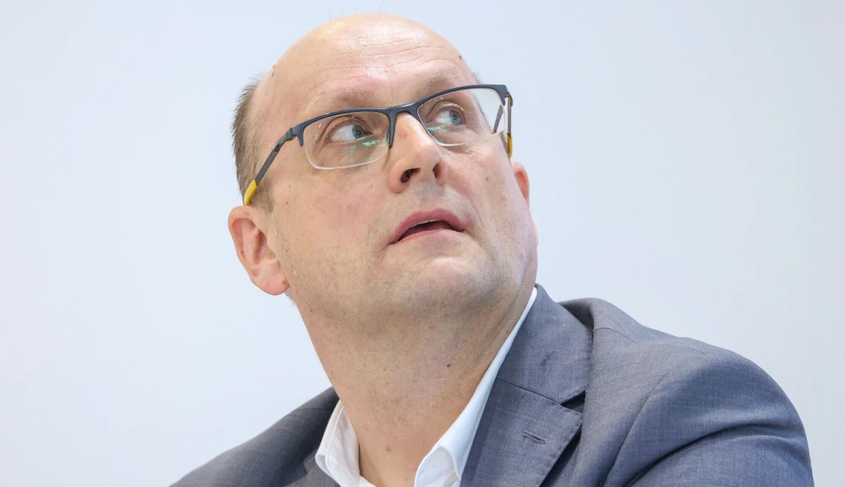 Sześciu prokuratorów regionalnych i czterech okręgowych do dymisji. Powołany przez Adama Bodnara na p.o. prokuratora krajowego Jacek Bilewicz odwołał dziesięciu kluczowych śledczych. Doniesienia dziennikarzy RMF FM potwierdził resort sprawiedliwości.