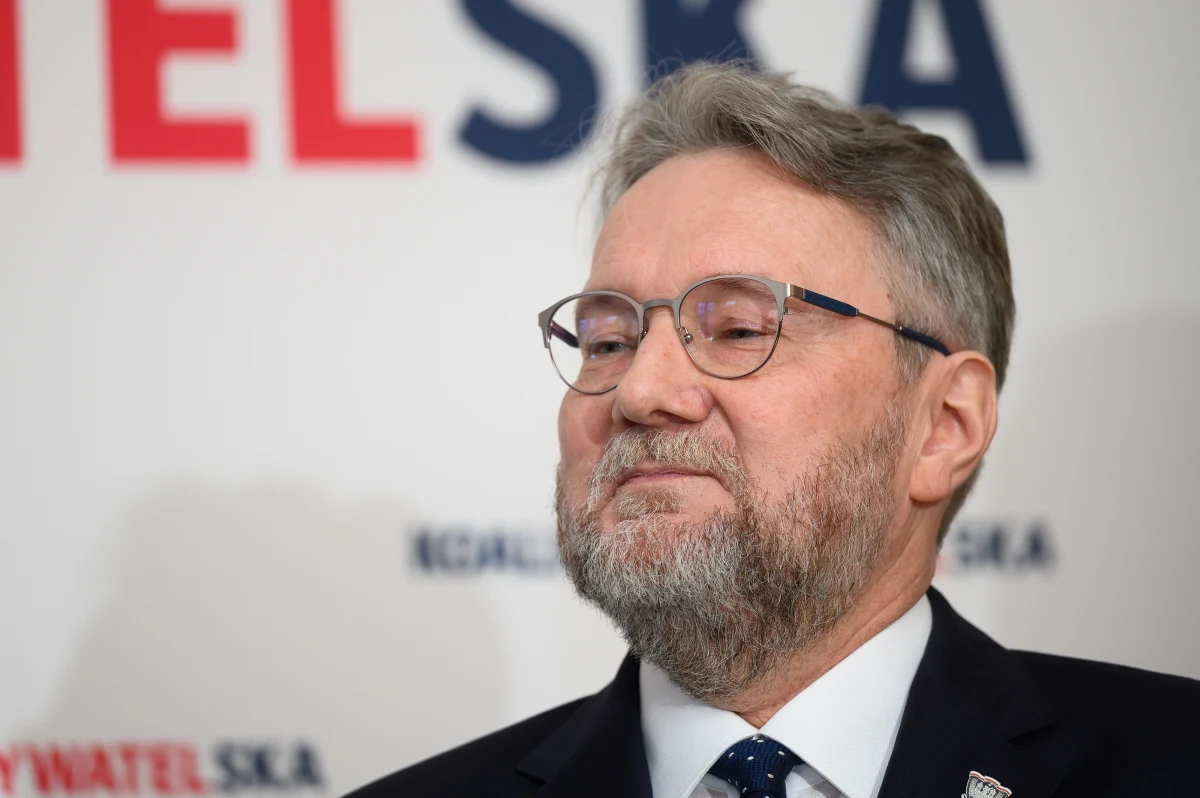 Prof. Piotr Łuszczykiewicz jest kandydatem Platformy Obywatelskiej na prezydenta Kalisza. To dziekan kaliskiego Wydziału Pedagogiczno-Artystycznego Uniwersytetu im. Adama Mickiewicza w Poznaniu. 