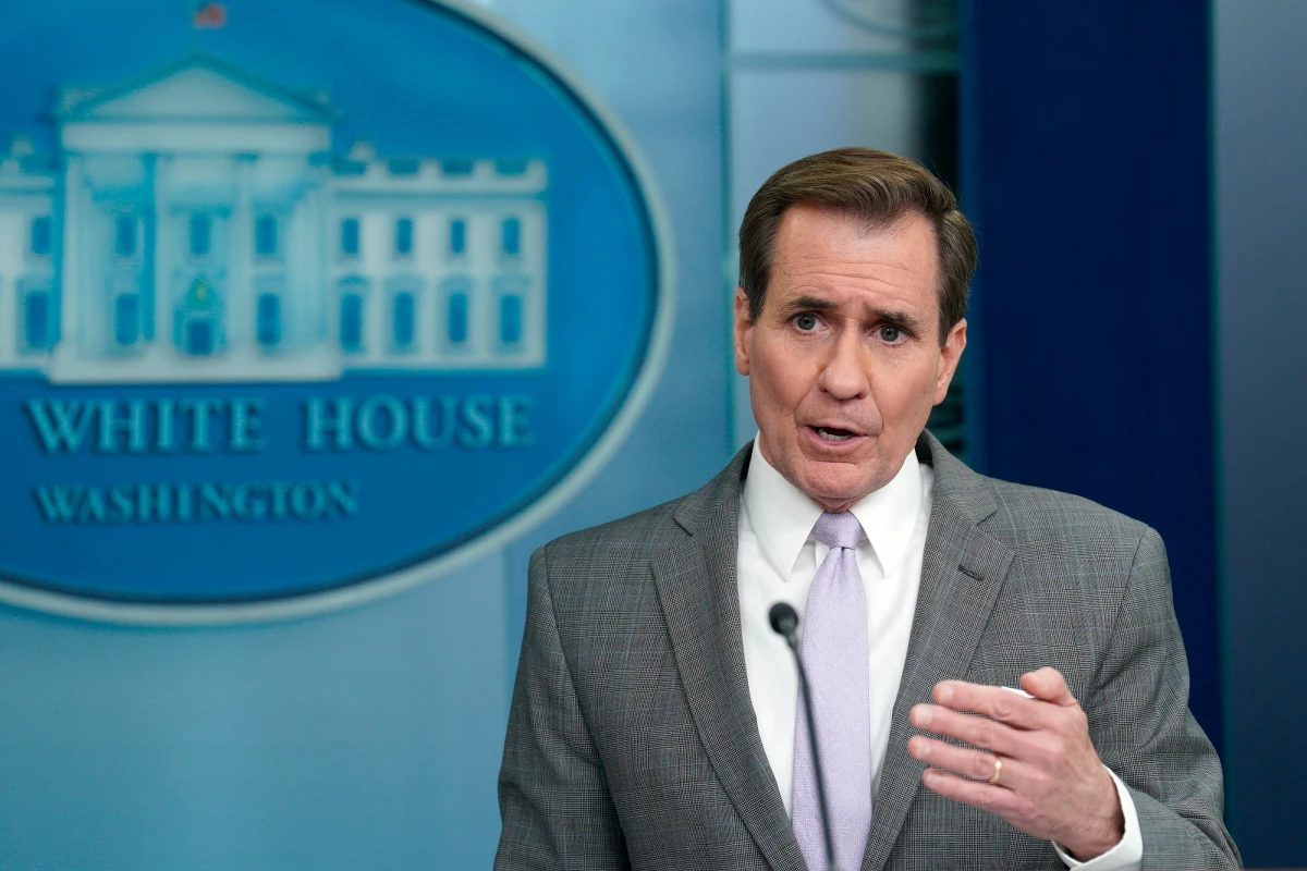 Biały Dom zabrał głos w sprawie ataku proirańskich bojówek na siły USA w Jordanii, w wyniku którego zginęło trzech amerykańskich żołnierzy. "Nie szukamy wojny z Iranem" - powiedział rzecznik Rady Bezpieczeństwa Narodowego John Kirby, dodając: "Odpowiemy, i odpowiemy odpowiednio".