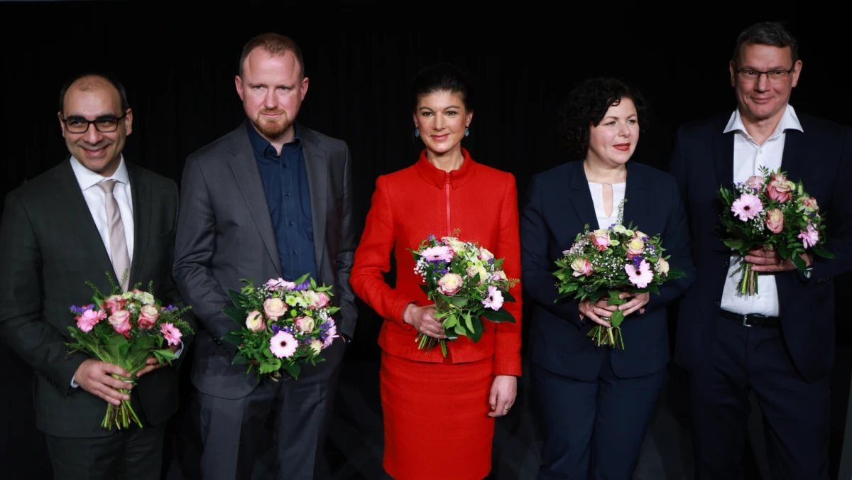 Nowa lewicowa partia - Sojusz Sahry Wagenknecht (BSW) - może liczyć na poparcie nawet 7 proc. Niemców - wynika z sondażu ogłoszonego we wtorek przez dziennik "Bild". BSW, która niedawno odbyła konwencję założycielską, wyraźnie przekroczyłaby więc 5-proc. próg wyborczy.