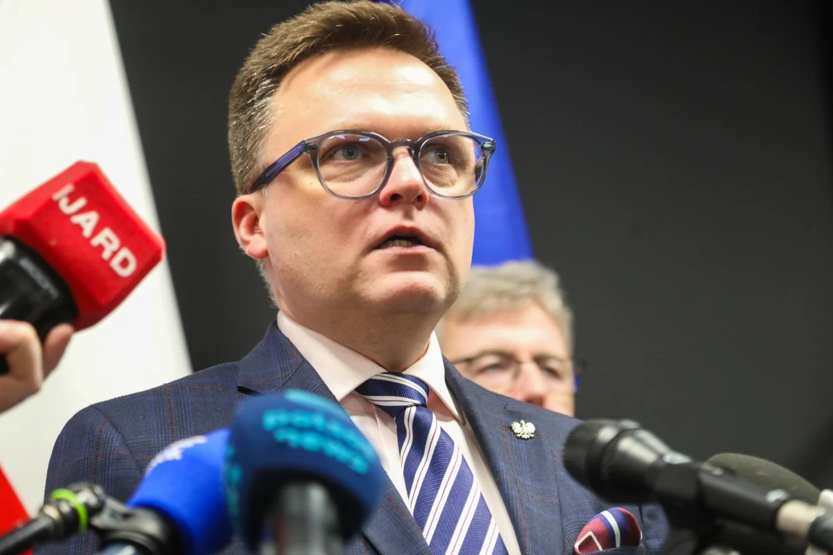 Chciałbym, aby w wyborach do sejmików wynik Trzeciej Drogi oscylował między 17 a 20 proc. - powiedział marszałek Sejmu, lider Polski 2050 Szymon Hołownia. "To już zostało postanowione, że w tych wyborach (...) w tych najistotniejszych politycznie (miejscach) jak duże miasta, jak sejmiki (będziemy) startowali razem z PSL-em w ramach koalicji Trzeciej Drogi (...). W tej koalicji jest siła, to pokazały wybory parlamentarne" – tłumaczył.