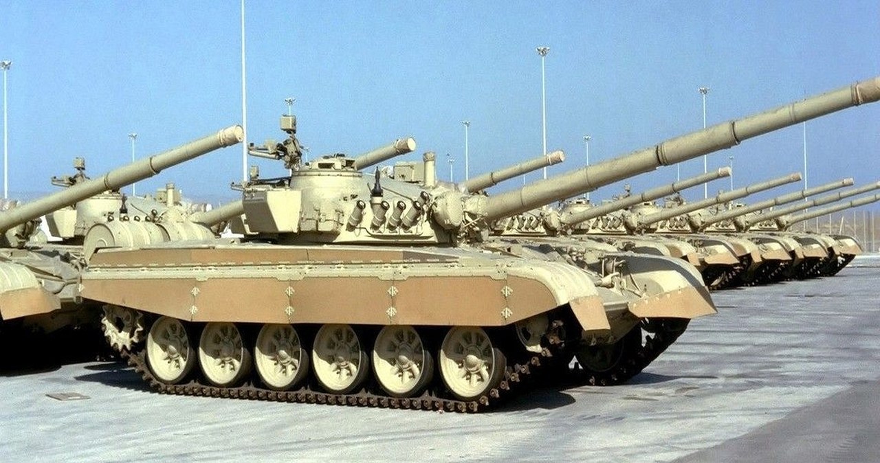 Siły Zbrojne Ukrainy niebawem mogą wzbogacić się o aż 100 czołgów M-84AB, które chce wysłać do naszego wschodniego sąsiada Kuwejt.