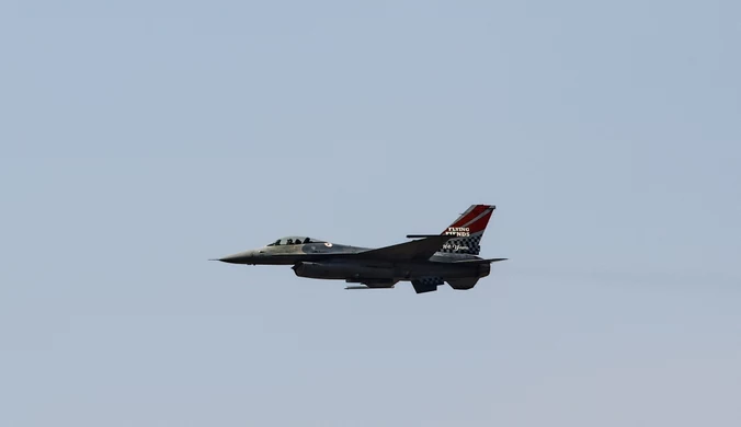 Katastrofa amerykańskiego F-16 w Korei Południowej. Maszyna wpadła do morza