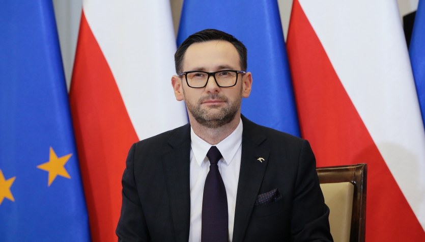 Obajtek broni fuzji: Odwołać to można wizytę u stomatologa Obajtek broni fuzji: Odwołać to można wizytę u stomatologa
