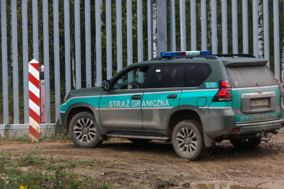 Szesnastokrotnie mniej prób nielegalnego przekroczenia granicy białorusko-polskiej - w porównaniu ze styczniem zeszłego roku – odnotowała od początku roku straż graniczna. Chodzi głównie o odcinek przebiegający przez województwo podlaskie.