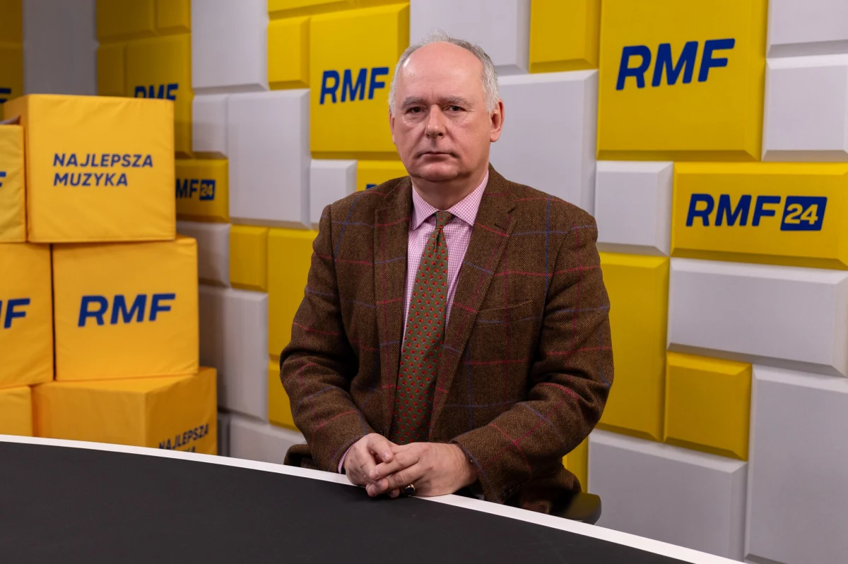 "Wojna już jest na Ukrainie. To jest bardzo poważna sytuacja, dlatego realizujemy pakiet modernizacyjny i staramy się rozwijać to, co zaczęli poprzednicy, ale w dobry i skuteczny sposób" - powiedział w Porannej rozmowie w RMF FM Paweł Zalewski. Wiceminister obrony narodowej stwierdził, że gdyby poważnie potraktować program modernizacyjny rozpoczęty przez rząd PiS, to polska armia musiałaby liczyć nie 300 tys., a 390 tys. żołnierzy.