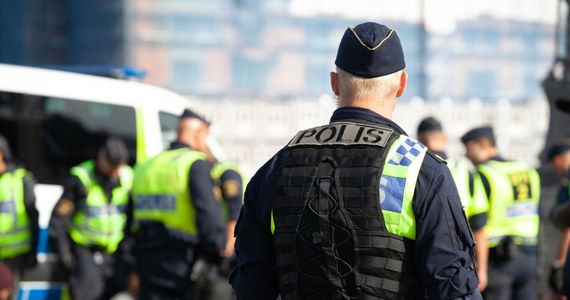 Przy położonej w centrum Sztokholmu ambasadzie Izraela znaleziono w środę po południu niebezpieczny przedmiot - poinformowała szwedzka policja. Według mediów jest to granat ręczny, który został unieszkodliwiony przez pirotechników.