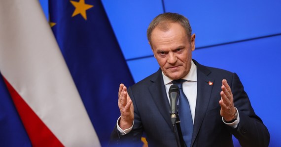 "Mamy w tej chwili pomoc dla Ukrainy na 4 lata, to jest więcej niż epoka" – stwierdził po zakończonym szczycie Unii Europejskiej w Brukseli premier Donald Tusk. "Skończyła się epoka dwuznaczności i dziwnych gierek. Jestem z tego bardzo dumny, że zobaczyłem znowu Europę z takimi wysokimi standardami i gotową do działania, do podejmowania decyzji" – podkreślał. 