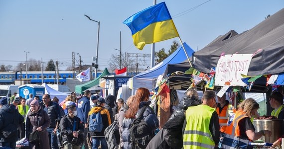 ​W wykazie prac legislacyjnych rządu znalazł się projekt dotyczący wydłużenia legalności pobytu Ukraińców, którzy uciekli do Polski przed wojną. Nowe przepisy mają zostać przyjęte w pierwszym kwartale tego roku.