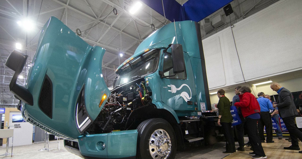 Będą dopłaty na zakup i ładowanie elektrycznych ciężarówek w Polsce Będą dopłaty na zakup i ładowanie elektrycznych ciężarówek w Polsce