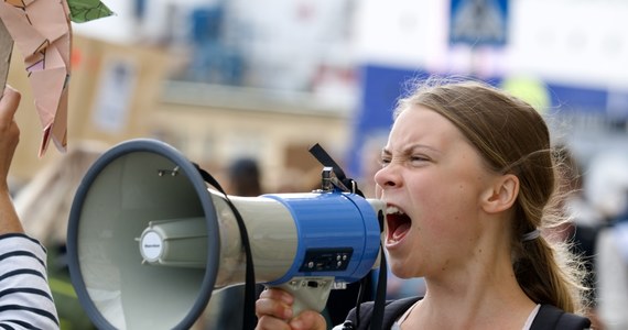 ​Szwedzka aktywistka klimatyczna Greta Thunberg została oczyszczona przez sąd w Londynie z zarzutu naruszenia porządku publicznego w związku z protestem przed konferencją naftowo-gazową w ubiegłym roku.