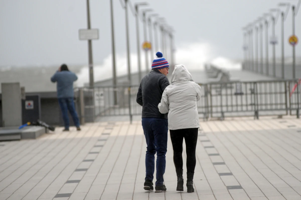 Dziś silnie wiać będzie na północy Polski - ostrzegają synoptycy. W Rębiechowie na Pomorzu zanotowano porywy do 95 km/h.