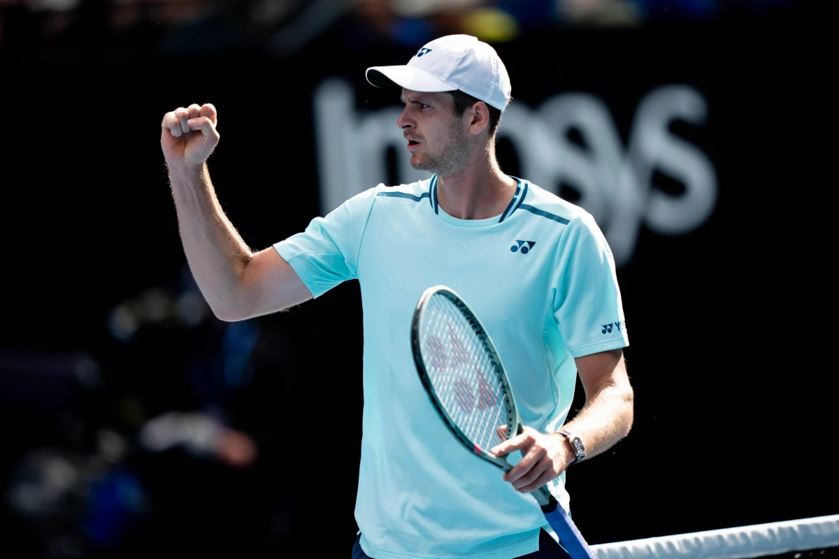 Kamil Majchrzak zwyciężył Maksima Szyna 6:1, 6:1 w tenisowym meczu Pucharu Davisa, który był rozgrywany w Taszkencie. Polska pokonała Uzbekistan 4:0 i awansowała do Grupy Światowej I tych rozgrywek.