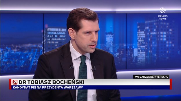 Dopytywany o to, czy jako prezydent Warszawy patronowałby Paradzie Równości, Tobiasz Bocheński odpowiedział: - Myślę, że nie. Myślę, że prezydent powinien stronić od wszelkich tematów kontrowersyjnych, związanych z ideologią, które dzielą społeczeństwo.W grudniu 2023 r. Bocheński, będący wówczas wojewodą mazowieckim, złożył dymisję. "Każda chwila instytucjonalnego kojarzenia z takim premierem jest dla mnie dyshonorem" - stwierdził w mediach społecznościowych po zaprzysiężeniu Donalda Tuska na premiera.- Nie życzę sobie być jego pracownikiem. Ale jako prezydent Warszawy oczywiście - siadamy, rozmawiamy o tym, jak rozwijać Warszawę - skomentował Bocheński w "Gościu Wydarzeń". 