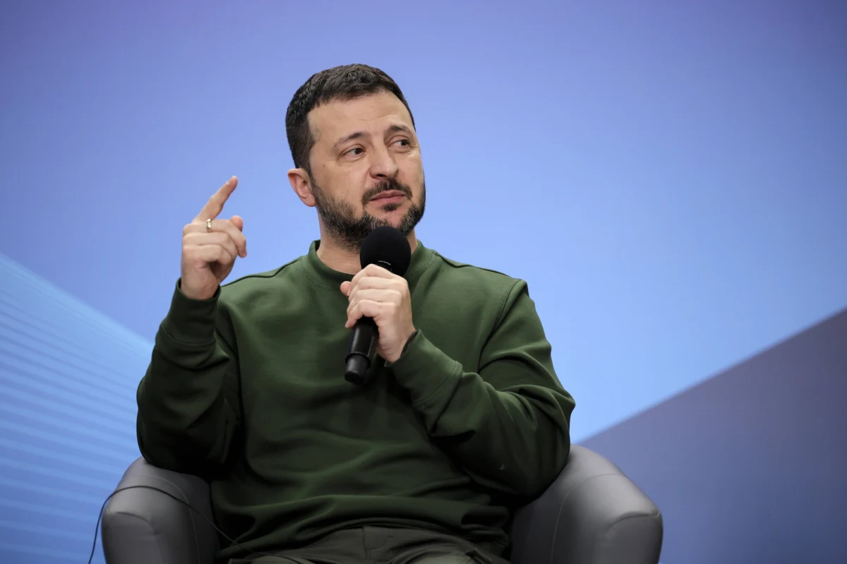 Prezydent Ukrainy Wołodymyr Zełenski w wywiadzie dla włoskiej telewizji RAI powiedział, że rozważa możliwość wymiany kadry kierowniczej państwa, nie tylko w sektorze wojskowym. Tak odniósł się do doniesień, że może zdymisjonować naczelnego dowódcę sił zbrojnych generała Wałerija Załużnego.