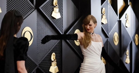 Piosenkarka Taylor Swift odniosła bezprecedensowy sukces na gali rozdania nagród Grammy 2024 -  po raz czwarty otrzymała wyróżnienie za album roku. Przebiła tym samym Franka Sinatrę, Paula Simona i Steviego Wondera. 