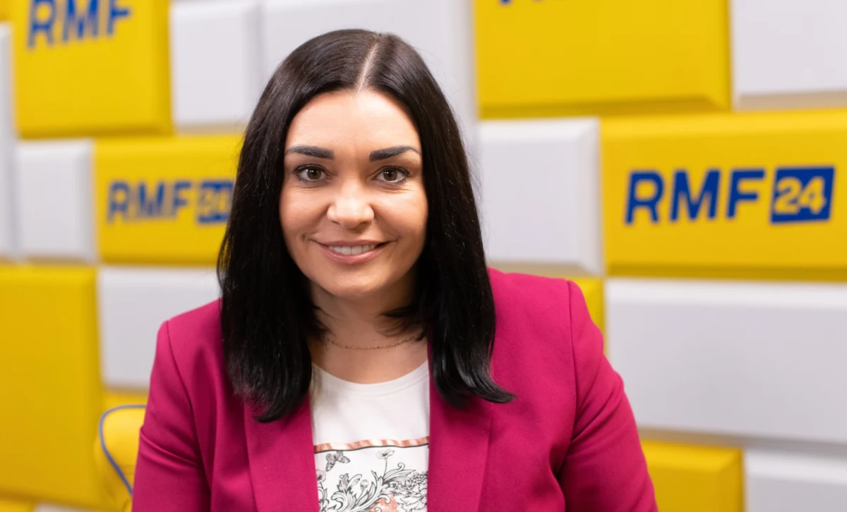 Świadkami komisji śledczej ds. Pegasusa będą nie tylko politycy, jak była premier Beata Szydło, b. koordynator służb specjalnych Mariusz Kamiński czy b. sekretarz Kolegium ds. Służb Specjalnych Maciej Wąsik, ale także funkcjonariusze służb, które stosowały Pegasusa – powiedziała we wtorek przewodnicząca komisji Magdalena Sroka (PSL), która była gościem Rozmowy o 7:00 w internetowym Radiu RMF24. Poinformowała, że pierwsze merytoryczne posiedzenie komisji odbędzie się w piątek.