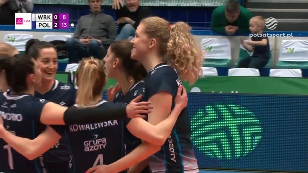 Fragmenty meczu KGHM #VolleyWrocław – Grupa Azoty Chemik Police 0:3 (23:25, 16:25, 14:25) - siatkówka, Tauron Liga 2024, 18. kolejka. MVP: Agnieszka Korneluk (8/10 = 80% skuteczności w ataku + 2 bloki). 