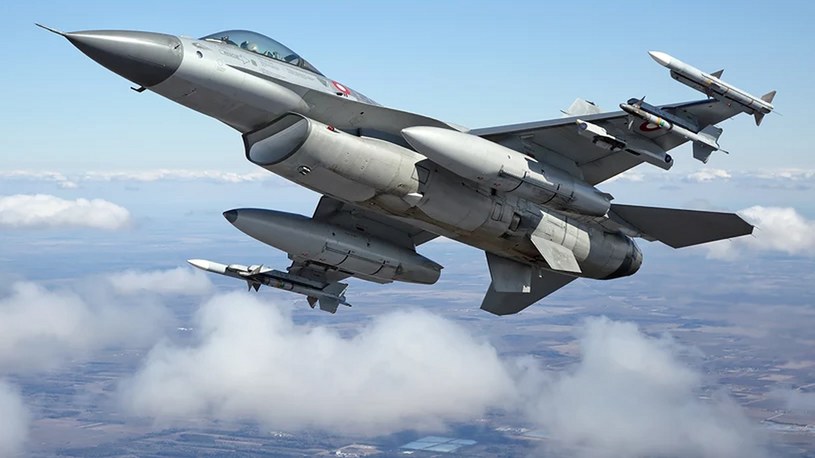Holandia pierwotnie zapowiadała dostarczenie na Ukrainę 18 amerykańskich myśliwców F-16, a teraz okazuje się, że będzie ich aż 24. Ukraińcy nie kryją radości.