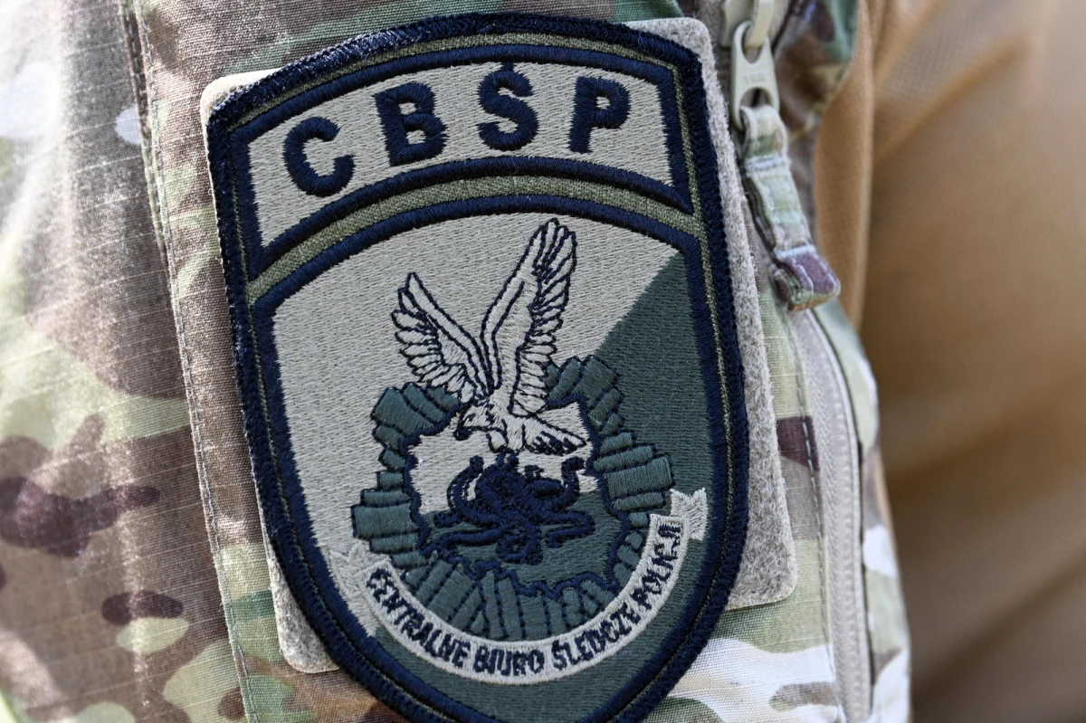 Jacek B., pseudonim Lelek, zginął podczas próby zatrzymania przez policjantów - informuje CBŚP. Ten znany na Dolnym Śląsku gangster najprawdopodobniej sam się postrzelił w mieszkaniu we Wschowie w Lubuskiem. 