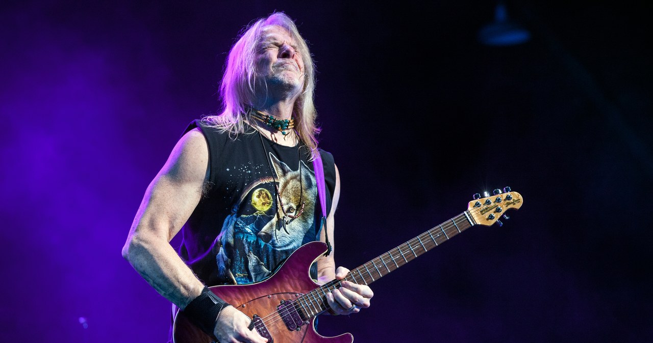 Steve, Morse, czyli, były, gitarzysta, Deep, Purple, który, zespole, spędził, przekazał, smutną, informację, śmierci, ukochanej, Steve Morse w żałobie po śmierci ukochanej. Nie mogę uwierzyć