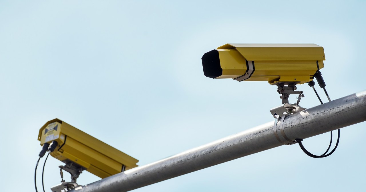731 systemów OPP i Red Light. Polscy kierowcy w ciągłym oku kamer
