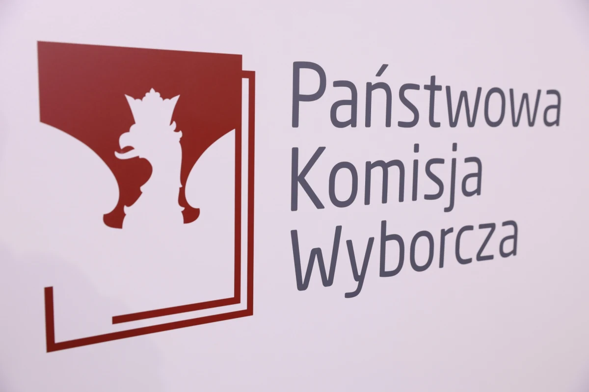 „Jestem przekonany, że w najbliższej przyszłości zajmiemy się zmianą Kodeksu wyborczego. Deklaruję, że wrócimy do bardziej cywilizowanych rozwiązań, które gwarantowały niezależność tego organu” – powiedział poseł Koalicji Obywatelskiej Mariusz Witczak, który był gościem Rozmowy w południe w internetowym Radiu RMF24. W ocenie Witczaka, lepszy system wyboru składu PKW funkcjonował w przeszłości – członkami Komisji byli sędziowie.