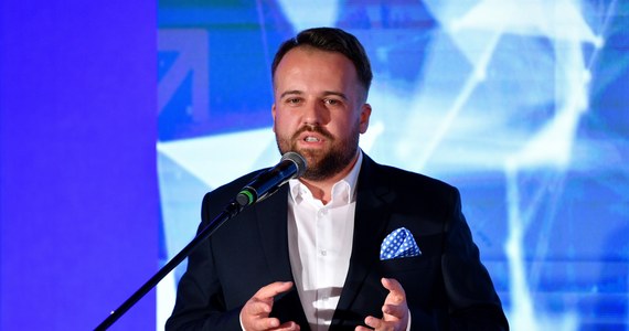 Rządzący Starachowicami od 2014 roku prezydent Marek Materek będzie się ubiegał o reelekcję w nadchodzących wyborach samorządowych. "Chcę dalej zmieniać to miasto" - mówi.

