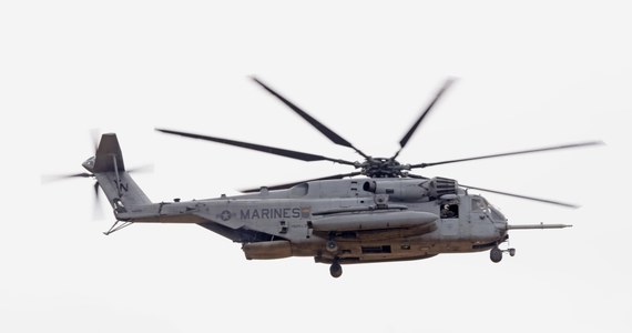 Korpus Piechoty Morskiej Stanów Zjednoczonych poszukuje swojego helikoptera, który zaginął w nocy w Kalifornii. Na pokładzie maszyny była pięcioosobowa załoga. 