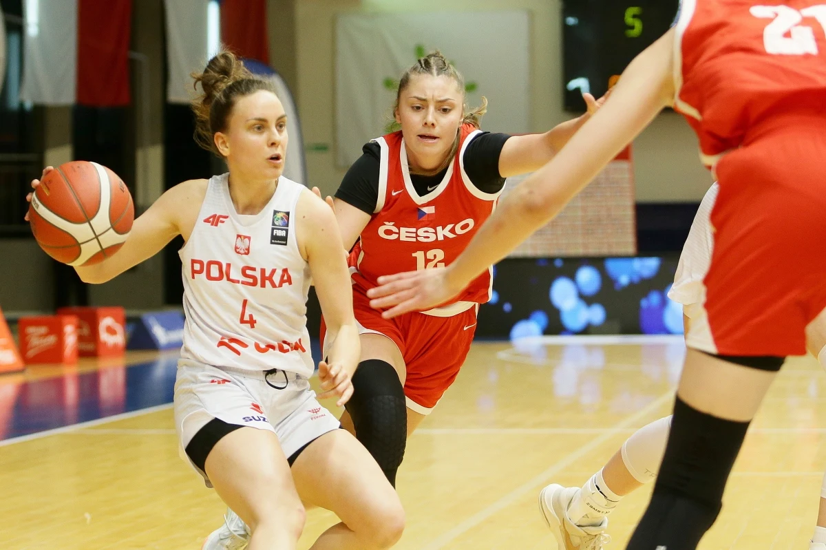 ​Polskie koszykarki pokonały Czeszki 72:65 (26:11, 19:13, 8:24, 19:17)  w towarzyskim meczu rozegranym w Sosnowcu.