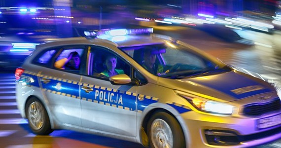 Policjant, który w miejscowości Czermno pod Gąbinem (Mazowieckie), kierując radiowozem wyprzedzał inny samochód przed przejściem dla pieszych, został ukarany mandatem w wysokości 1500 zł i otrzymał 15 punktów karnych. Wcześniej nagranie ze zdarzenia opublikowano w internecie.