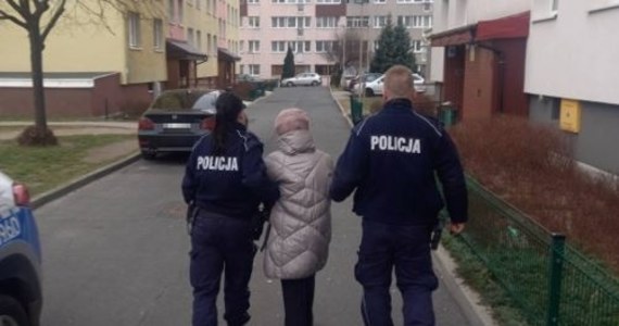 Wszystkie bloki wydawały się takie same, to dlatego 97-latka z Lubina na Dolnym Śląsku nie umiała dotrzeć do domu po wyjściu z kościoła. Błądziła kilka godzin. Z pomocą przyszli policjanci. 
