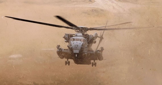 Helikopter Korpusu Piechoty Morskiej Stanów Zjednoczonych z pięcioma członkami załogi na pokładzie, który zaginął w Kalifornii, rozbił się podczas burzy w górach niedaleko San Diego. Wszyscy żołnierze nie żyją - poinformowały źródła w amerykańskiej armii.