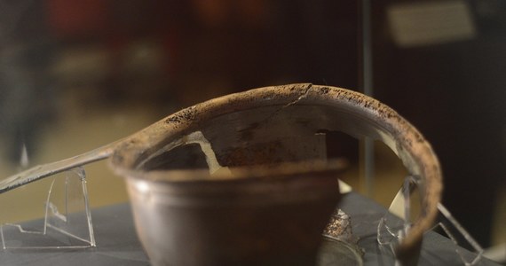 Elementy z grobu książęcego w Giebułtowie, brązowy posążek Dionizosa odkryty w okolicy Sieradza i ponad tysiąc innych artefaktów można zobaczyć na wystawie "Okruchy antyku – importy rzymskie na ziemiach polskich" w Muzeum Zamkowym w Sandomierzu.